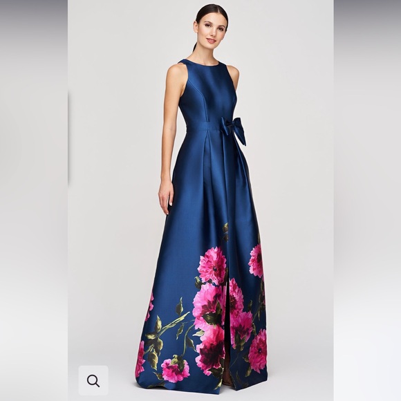 Kay Unger Andrea Walk Thru Jumpsuit. (Sold Out Online) - Picture 7 of 16